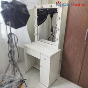 Bàn Trang Điểm Màu Trắng Có Gương Đèn Cũ