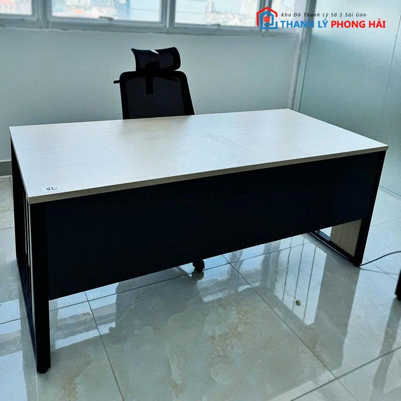 ban-truong-phong-1m8-cu-3 Bàn Trưởng Phòng 1m8 Cũ Chân Sắt Có Bửng