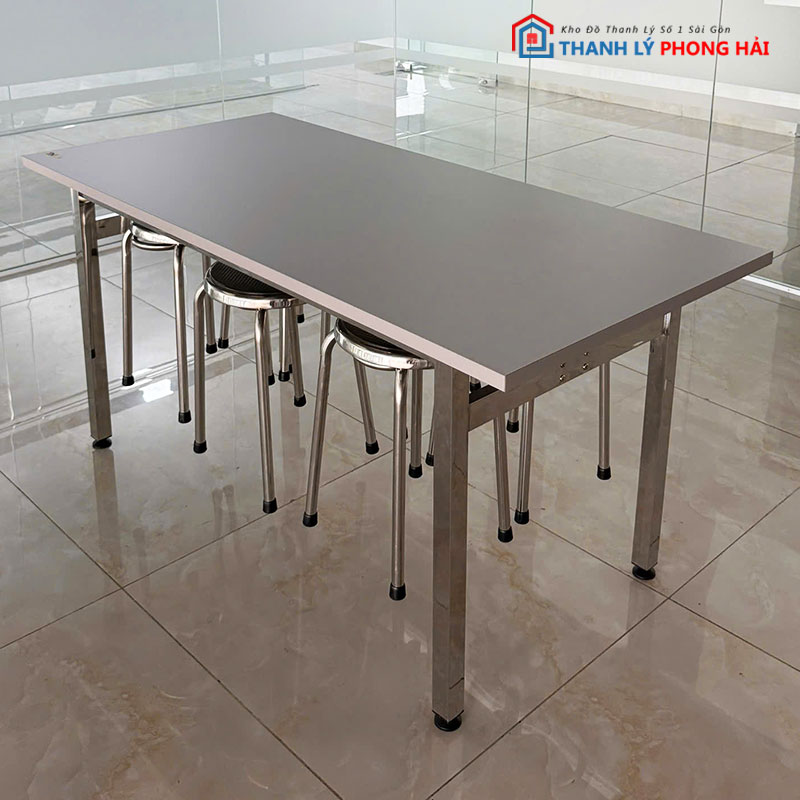 ban-van-phong-1m6-chan-kim-loai-cu-4 Bàn Văn Phòng 1m6 Chân Kim Loại Cũ