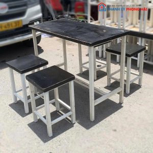 Bộ Bàn Ăn Mặt Gỗ Chân Sắt Cũ