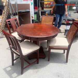 Bộ Bàn Ăn Tròn Cũ Kèm 4 Ghế Gỗ Tự Nhiên