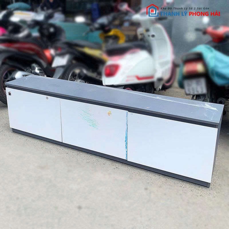 ke-tivi-kieu-dang-don-gian-cu-2 Kệ Tivi Kiểu Dáng Đơn Giản Cũ