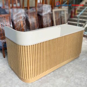 Quầy Lễ Tân 1m8 Nan Dọc Bo Cong Cũ