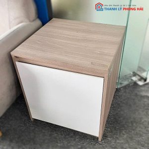 Tủ Hồ Sơ 1 Cánh Cũ Nhỏ Gọn