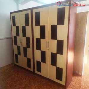 Tủ Quần Áo 4 Cánh 2m33 Họa Tiết Caro Cũ