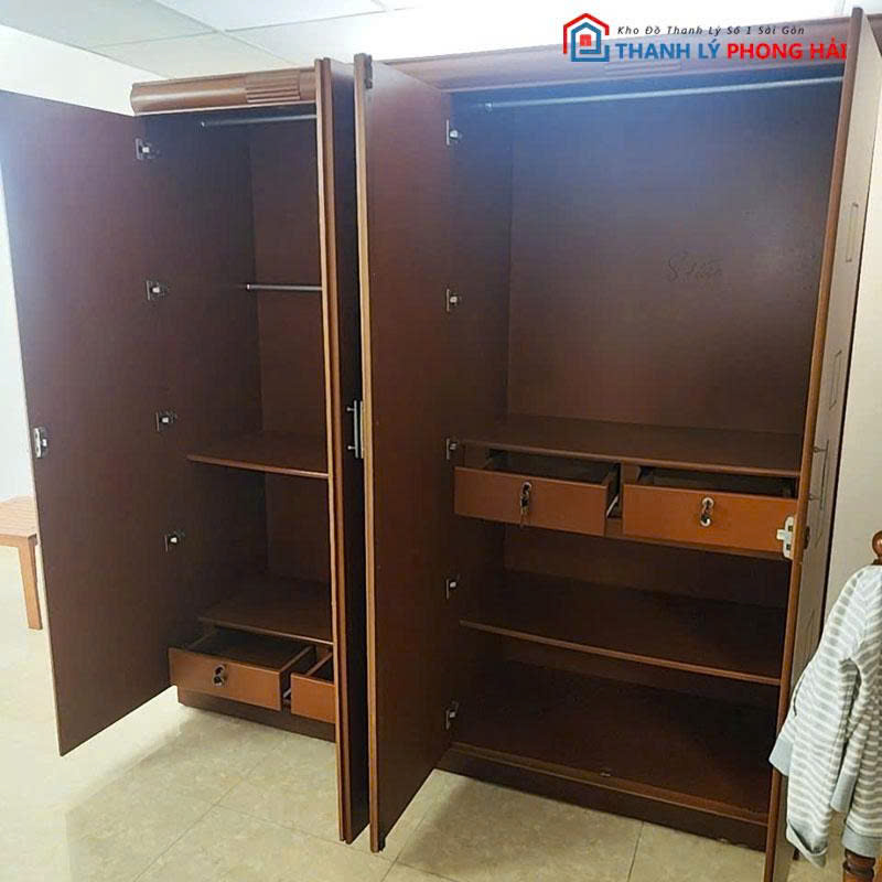 tu-quan-ao-go-mdf-cu-4-canh-3 Tủ Quần Áo Gỗ MDF Cũ 4 Cánh Kèm Gương