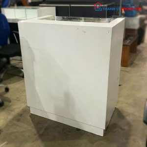 Tủ Trưng Bày Sản Phẩm Mặt Kính Cũ