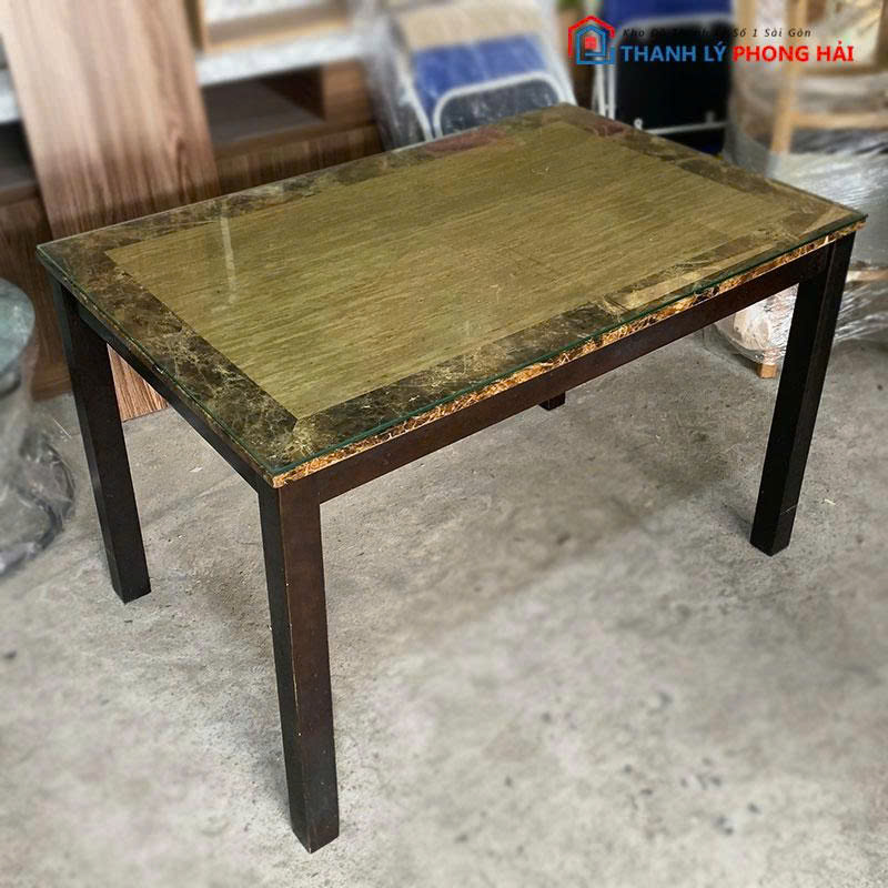 ban-an-mat-kinh-khung-go-cu-2 Bàn Ăn Mặt Kính Khung Gỗ Cũ