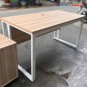 Bàn Chân Sắt Mặt MDF Cũ Kèm Bửng Che