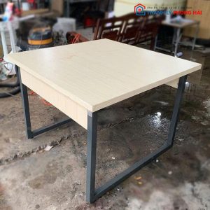 Bàn Chân U Mặt Vuông Cũ