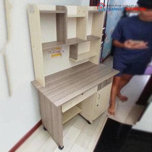 Bàn Học Cho Bé Gỗ MDF Cũ Kèm Kệ Sách