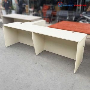 Bàn Quầy Gỗ Công Nghiệp Cũ Có Bửng