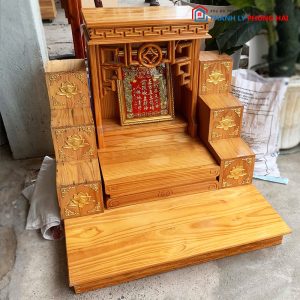 Bàn Thờ Gỗ Tự Nhiên Cũ Kèm Bộ Bậc Tam Cấp