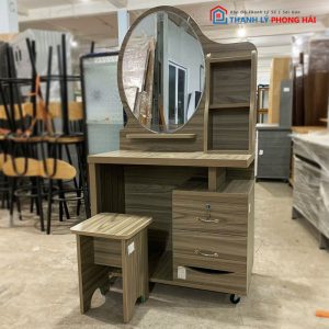 Bàn Trang Điểm Gương Oval Gỗ MDF Mới 99%