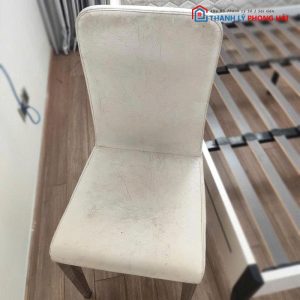 Bộ Bàn Ăn 6 Ghế Bọc Da Trắng Cũ