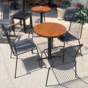 Bộ Bàn Ghế Cafe Cũ Mặt Gỗ Kèm 4 Ghế Khung Sắt