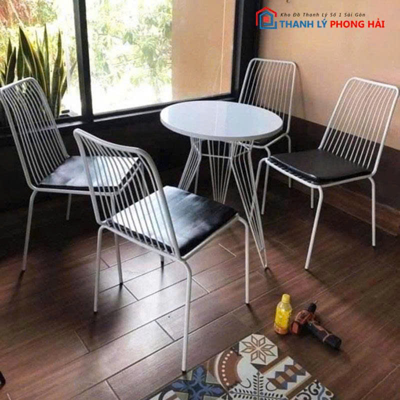 bo-ban-ghe-cafe-day-sat-moi-99 Bộ Bàn Ghế Cafe Dây Sắt Mới 99%