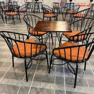 Bộ Bàn Ghế Cafe Khung Sắt Mới 99%