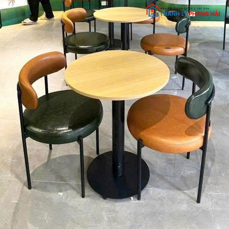 bo-ban-ghe-cafe-tua-cong Bộ Bàn Ghế Cafe Tựa Cong Kèm Bàn Tròn Mới 99%