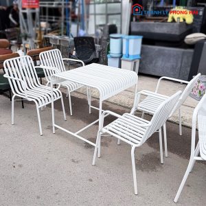 Bộ Bàn Ghế Sắt Cafe Sân Vườn Mới 99%