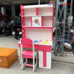 Bộ Bàn Học Cho Bé Cũ Kèm Ghế Và Kệ Sách