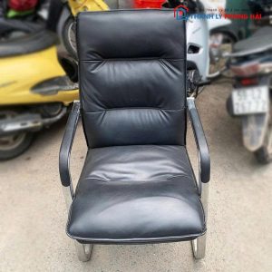 Ghế Chân Quỳ Đệm Dày Bọc Da Cũ