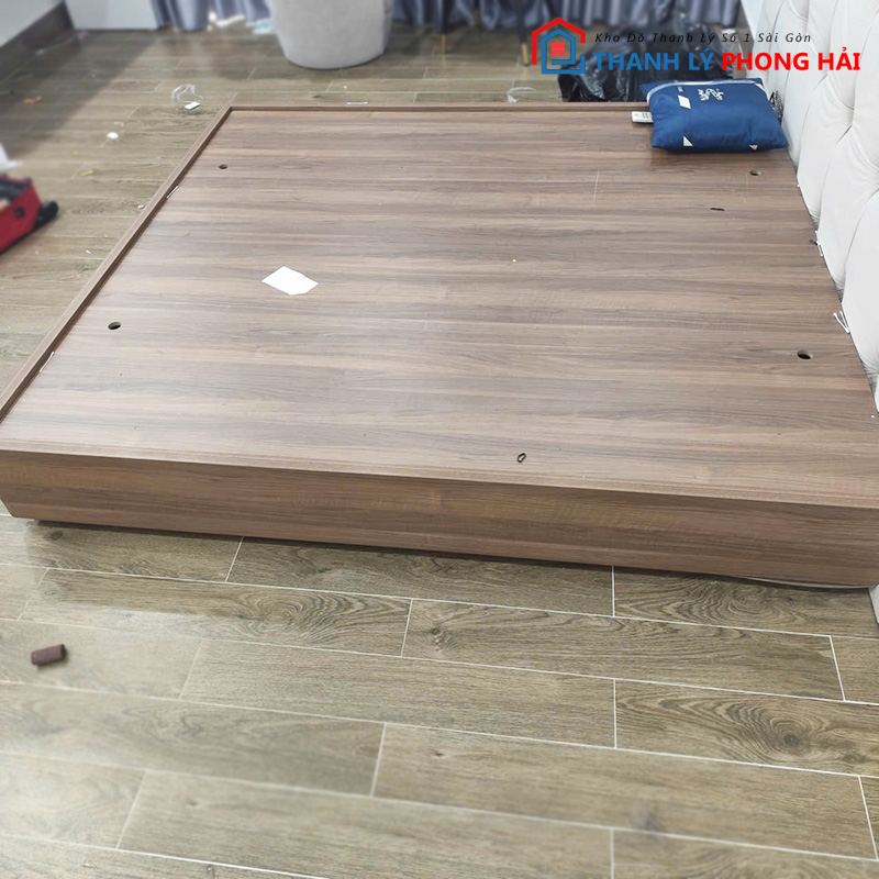 giuong-bet-go-mdf-cu-dat-phan-2 Giường Bệt Gỗ MDF Cũ Dát Phản Chắc Chắn (Nhiều Màu)