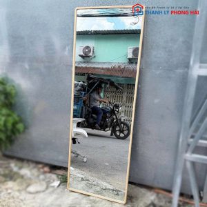 Gương Soi Toàn Thân Cũ Khung Gỗ