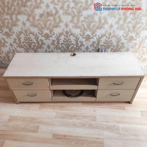 ke-tivi-4-hoc-keo-go-mdf-cu-2-300x300 Địa Chỉ Thu Mua Tivi Cũ Giá Cao Tại TPHCM