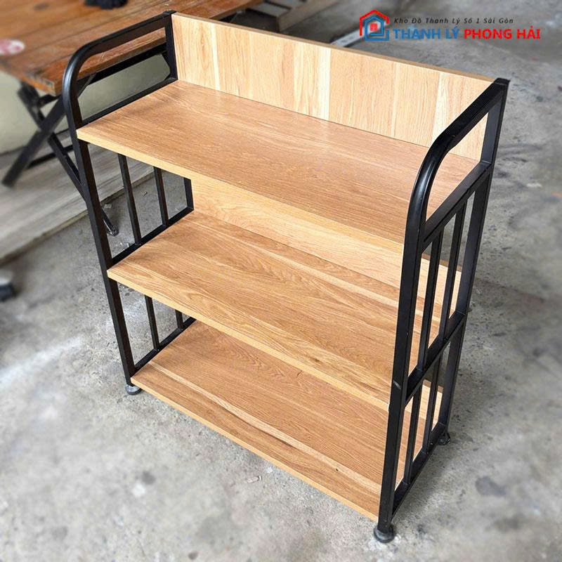 ke-trung-bay-khung-sat-3-tang-cu-1 Kệ Trưng Bày Khung Sắt 3 Tầng Cũ