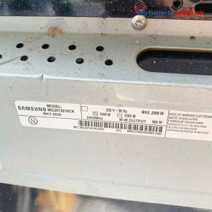 Lò Vi Sóng Samsung MG30T5018CK/SV 30 Lít Cũ