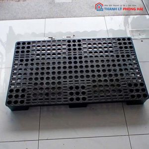Pallet Nhựa Kê Hàng Cũ