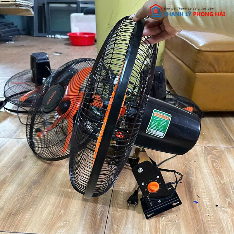 quat-treo-tuong-senko-cu-3 Quạt Treo Tường Senko Cũ