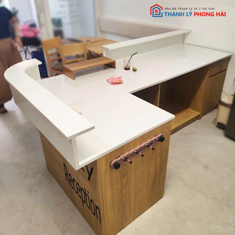 quay-ban-hang-2m45-kieu-chu-l-cu-3 Quầy Bán Hàng 2m45 Kiểu Chữ L Cũ