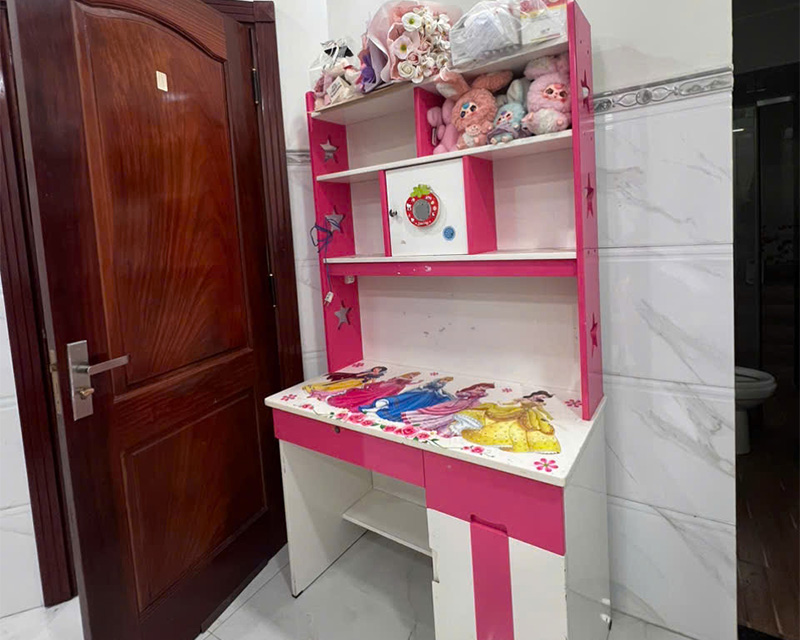 thu-mua-ban-ghe-hoc-sinh-cu-2 Thu Mua Bàn Ghế Học Sinh Cũ Giá Cao TPHCM Trọn Gói