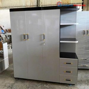 Tủ Quần Áo Nhựa Đài Loan 3 Cánh Kèm Kệ Mới 99%