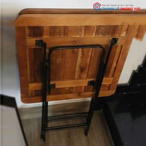 Bàn Cafe Mặt Gỗ Chân Xếp Sắt Cũ