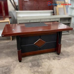 Bàn Giám Đốc Gỗ Rộng Rãi Cũ