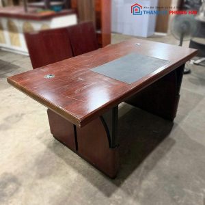 Bàn Giám Đốc Gỗ Rộng Rãi Cũ