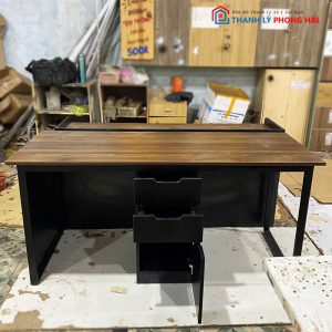 Bàn Làm Việc Đôi 1m6 Khung Sắt Sơn Tĩnh Điện Mới 99%