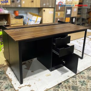 Bàn Làm Việc Đôi 1m6 Khung Sắt Sơn Tĩnh Điện Mới 99%