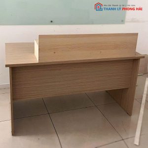 Bàn Quầy Gỗ MDF Màu Vân Gỗ Sáng Cũ