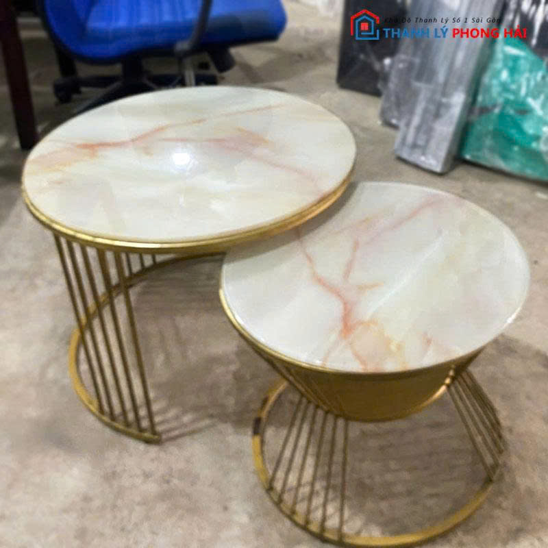 ban-sofa-doi-mat-da-van-hong-2 Bàn Sofa Đôi Mặt Đá Vân Hồng Chân Mạ Vàng Cũ