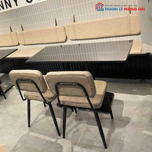 Bộ Bàn Ghế Cafe Bọc Nệm Kèm Băng Ghế Dài Mới 99%