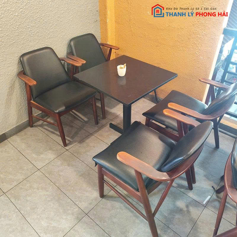 bo-ban-ghe-cafe-chan-sat-ghe-go-cu-1 Bộ Bàn Ghế Cafe Chân Sắt Ghế Gỗ Cũ
