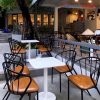 Bộ Bàn Ghế Cafe Khung Sắt Bành Đệm Da Mới 99%