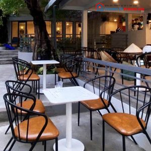 Bộ Bàn Ghế Cafe Khung Sắt Bành Đệm Da Mới 99%