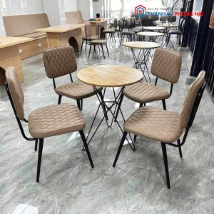 Bộ Bàn Ghế Cafe Quả Trám Khung Sắt Đệm Da Mới 99%