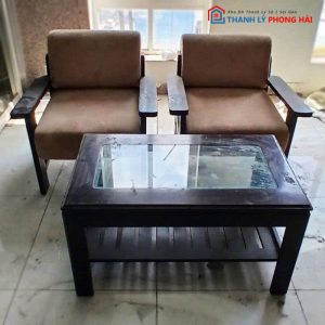 Bộ Bàn Trà Kèm Ghế Sofa Khung Gỗ Bọc Vải Cũ