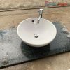 Chậu Rửa Mặt Lavabo Sứ Tròn Kèm Vòi Inox Cũ